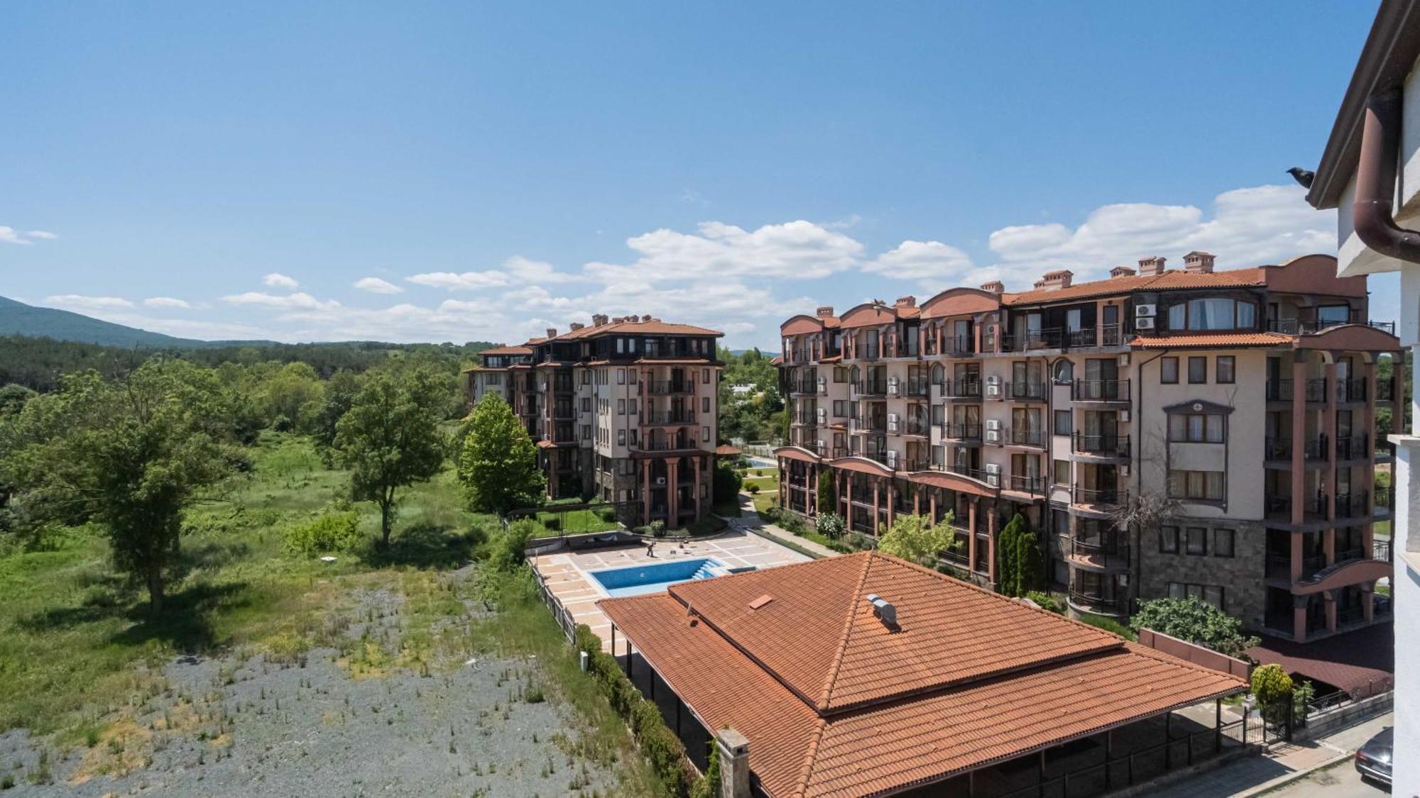 Първа Линия Хотел С Адрес К-С Реджина Маре Царево Tsarevo Exterior photo